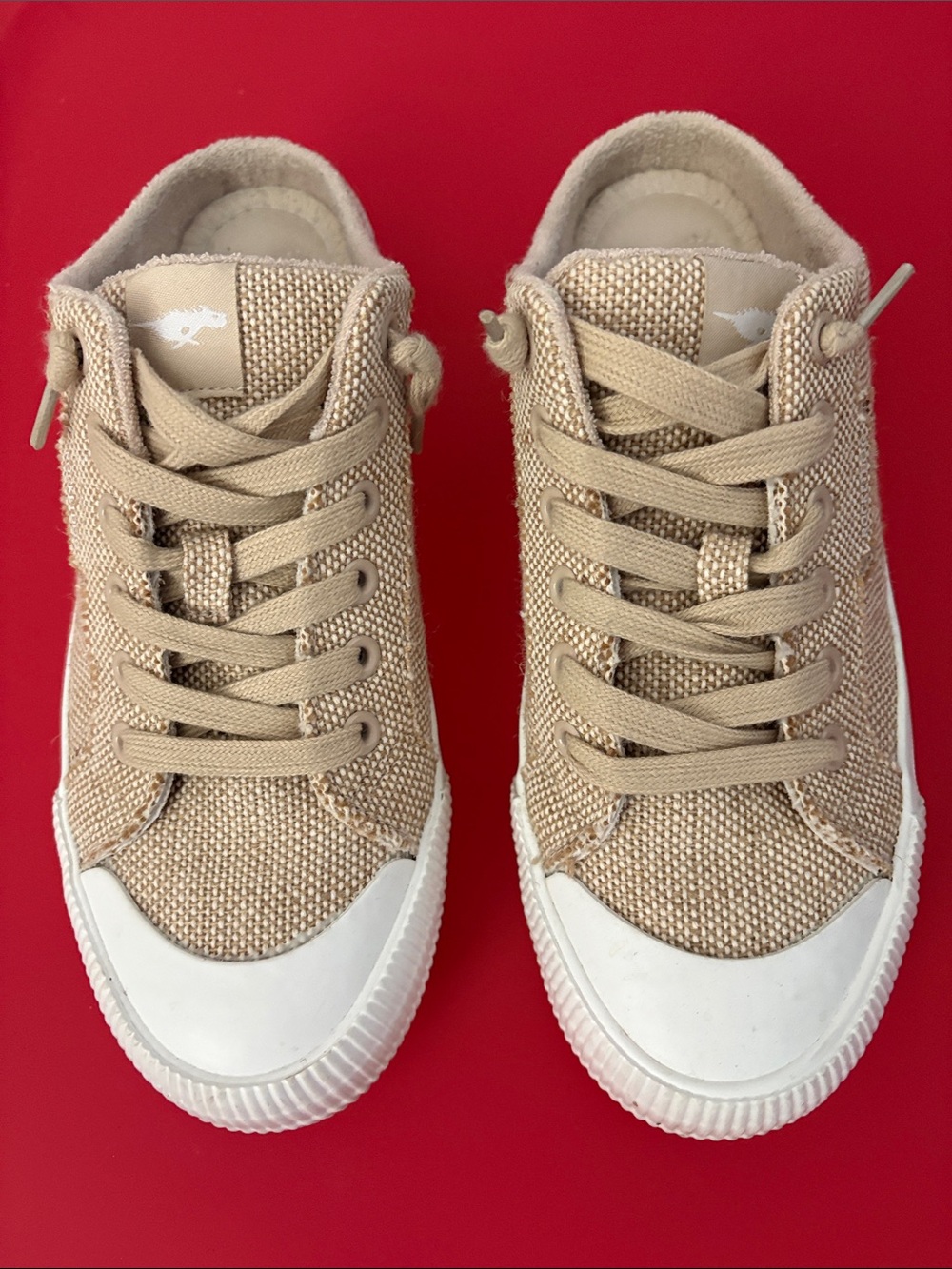 Rocket Dog Tan Canvas Low-Top Sneakers with White Toe Cap